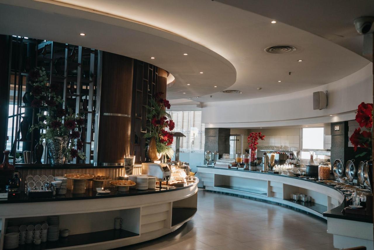 בנדונג Grandia Hotel מראה חיצוני תמונה