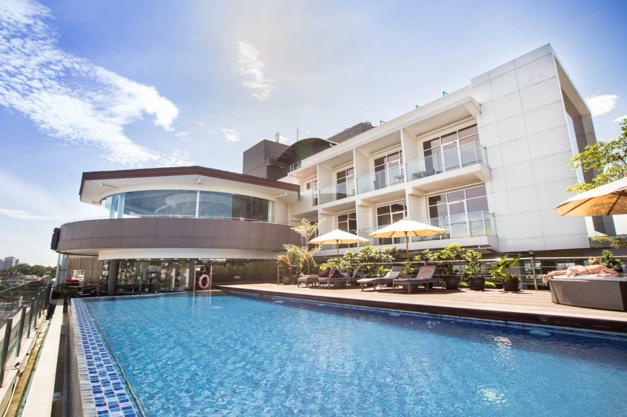 בנדונג Grandia Hotel מראה חיצוני תמונה
